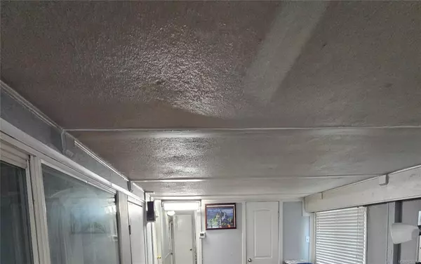 Langford, BC V9B 4C9,2780 Spencer Rd #16