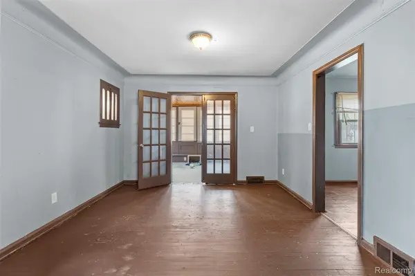 Detroit, MI 48205,15082 Hazelridge ST