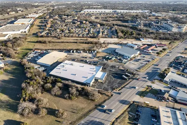 Mansfield, TX 76063,1502 Highway 157 N