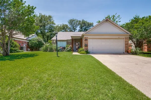 4445 Newport Street,  Grand Prairie,  TX 75052