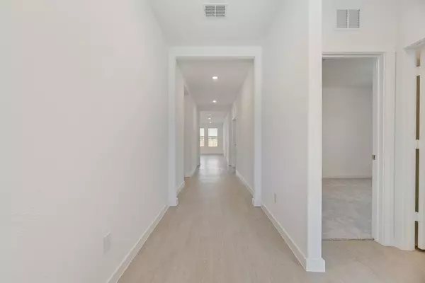 Ennis, TX 75119,4767 Paynes Valley Drive