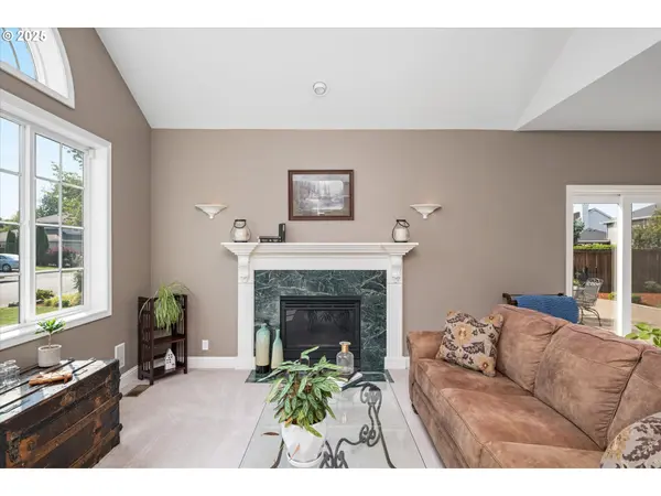 Eugene, OR 97401,3387 WINCHESTER WAY