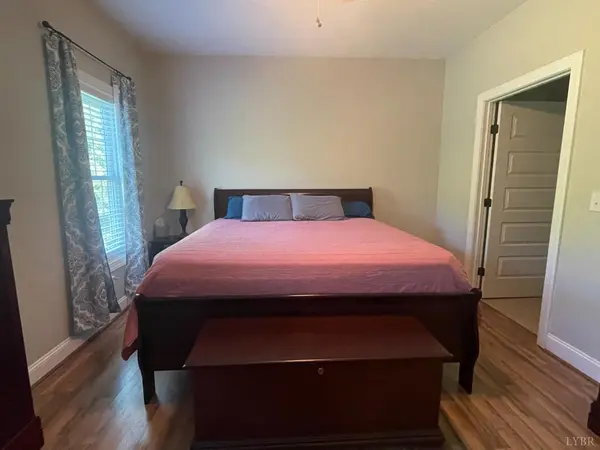 Bedford, VA 24523,1182 Crest Ridge DR