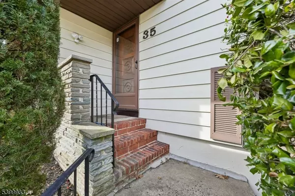 Springfield Twp., NJ 07081,35 S Derby Rd