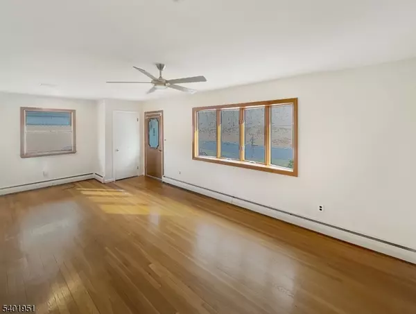 Mine Hill Twp., NJ 07803,22 Green Rd