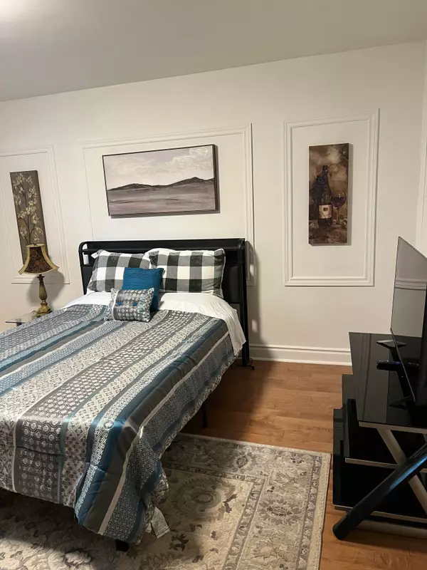 255 Finch AVE E #G2, Toronto C14, ON M2N 4S1