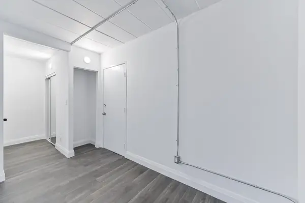 Toronto E03, ON M4J 2A1,325 Sammon AVE #207