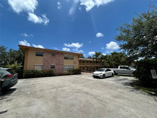 8704 NW 35Th ST #204, Coral Springs, FL 33065