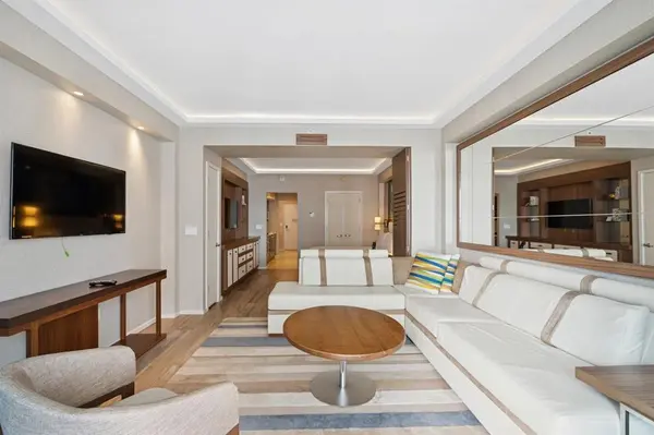 Fort Lauderdale, FL 33304,551 N Fort Lauderdale Beach #H906