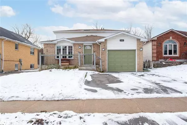 141 Athabaska RD, Barrie, ON L4N 8E5