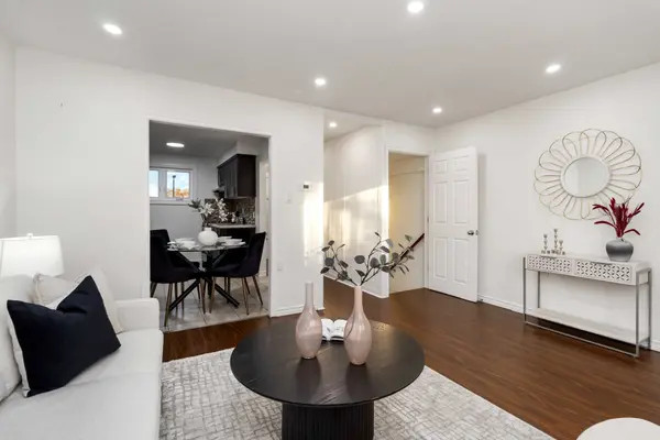 Brampton, ON L6T 2X2,475 Bramalea RD #106