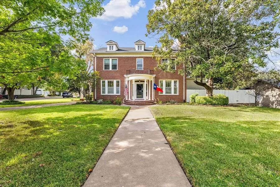 3211 Austin Avenue, Waco, TX 76710