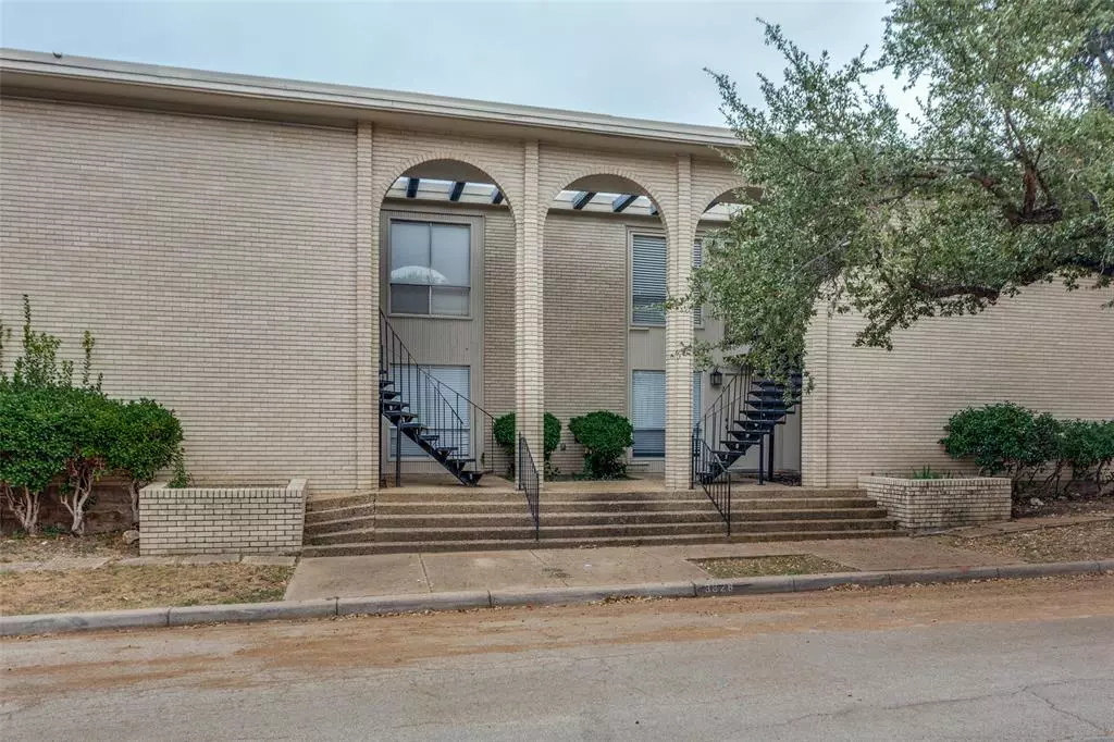 Fort Worth, TX 76107,3828 W 7th #4