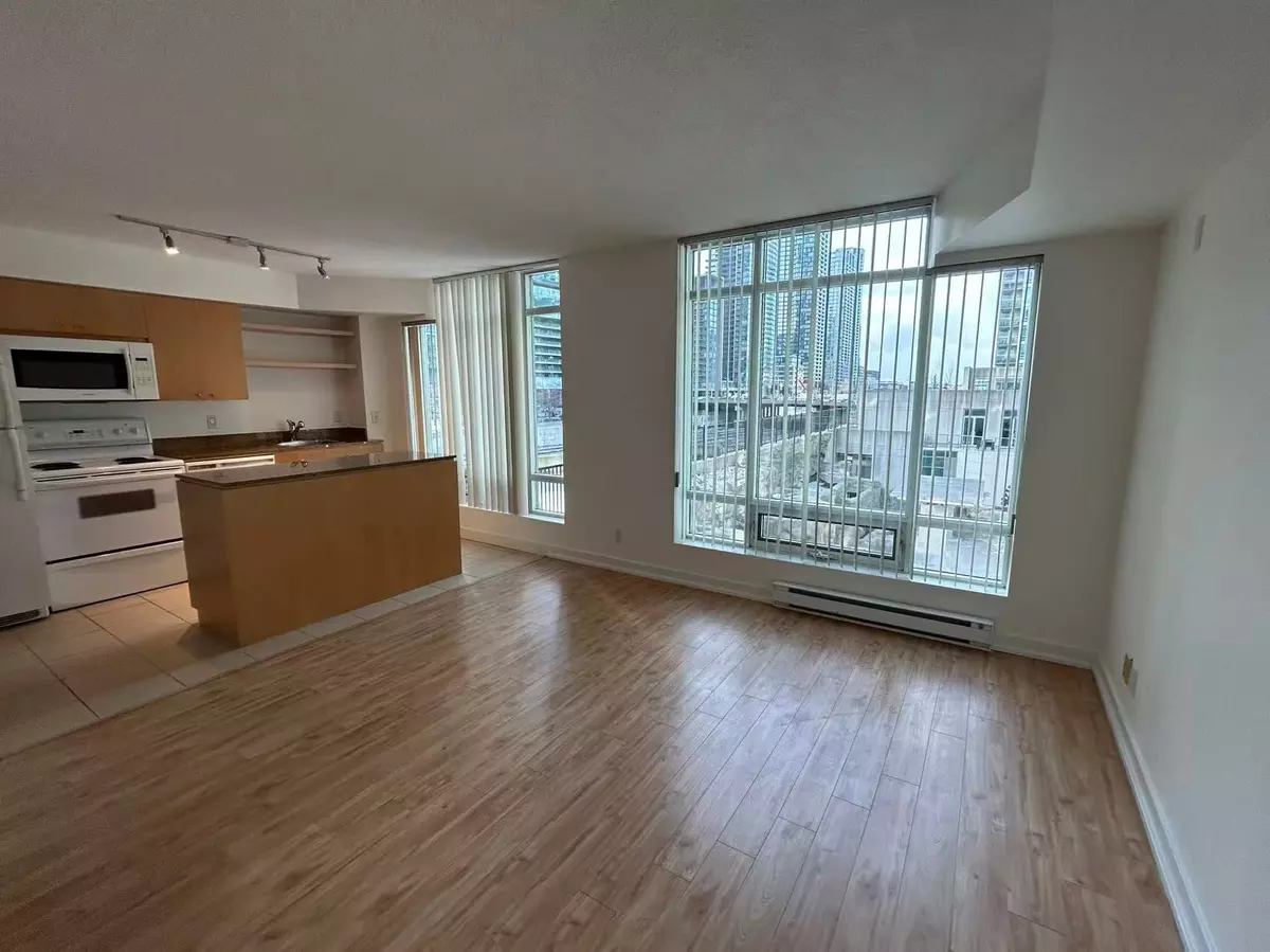 Toronto C01, ON M5V 3R5,361 Front ST W #335