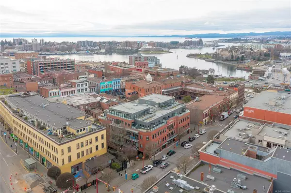 Victoria, BC V8W 1N5,595 Pandora Ave #316