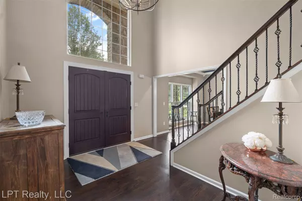 South Lyon, MI 48178,1215 Hackney CT