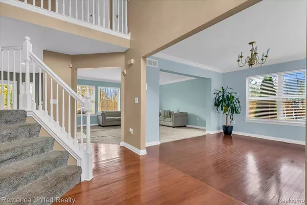 Romulus, MI 48174,35901 Abbey CT