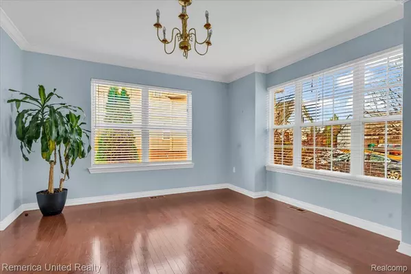 Romulus, MI 48174,35901 Abbey CT