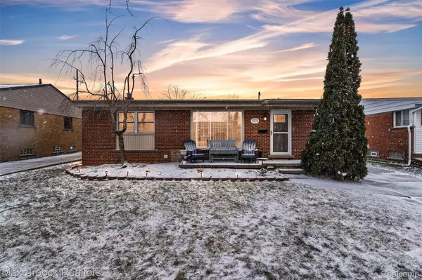 15738 Scott ST, Southgate, MI 48195