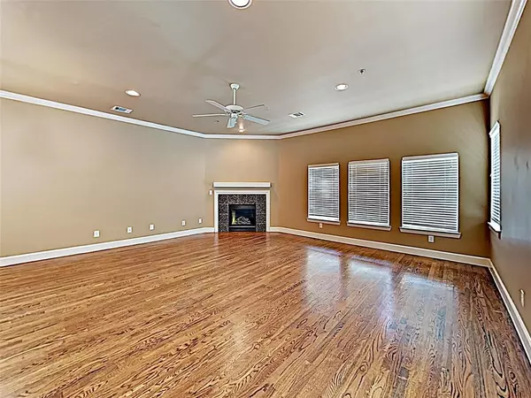 Fort Worth, TX 76109,2821 Parmer Avenue #125