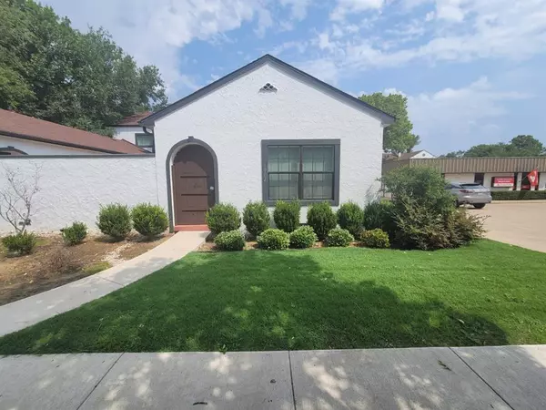 Corsicana, TX 75110,1002 W 2nd Avenue