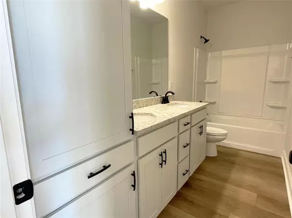 Bossier City, LA 71111,762 Venecia Drive