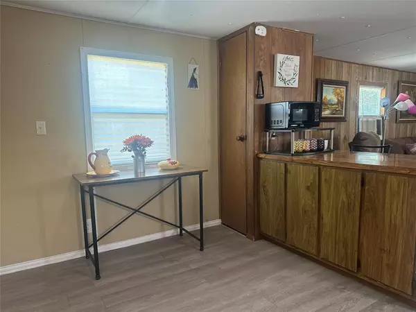 Waco, TX 76708,142 Lonely Pine Road