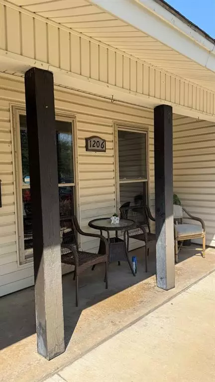 Carrollton, TX 75006,1206 Milam Way