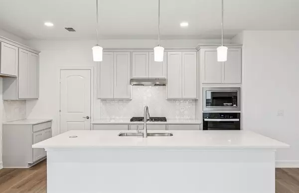 Justin, TX 76247,8616 Red Oak Drive