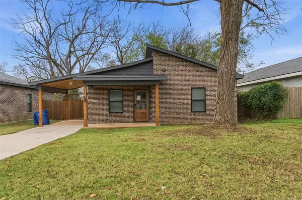 116 E Harrison Street, Denison, TX 75021