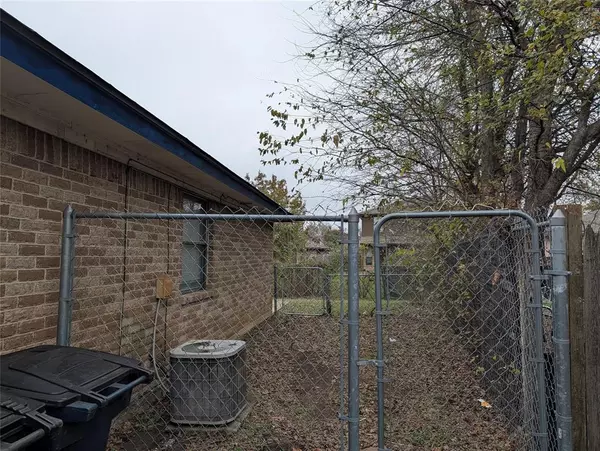 Fort Worth, TX 76133,6711 Ridgecrest Court