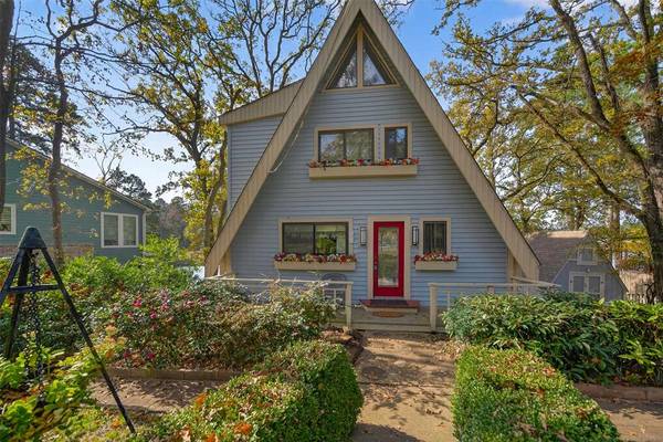 520 Hideaway Lane E, Hideaway, TX 75771