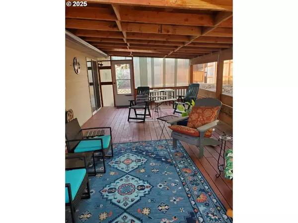 Salem, OR 97306,5114 CHERIE CT SE