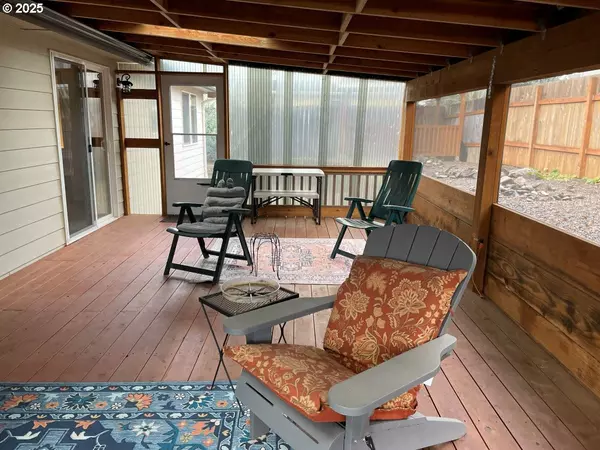 Salem, OR 97306,5114 CHERIE CT SE