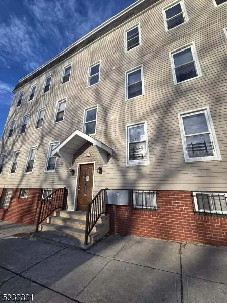 3 May St, Irvington Twp., NJ 07111