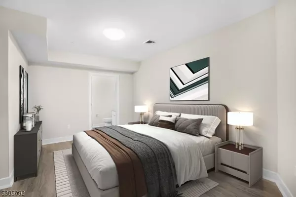 Morristown Town, NJ 07960,42 Spring St #203