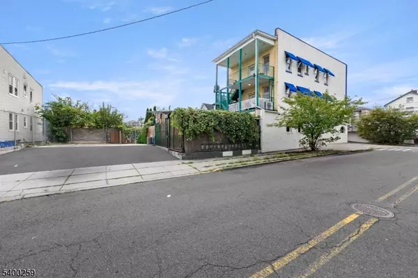 Elizabeth City, NJ 07201,515 Jackson Ave