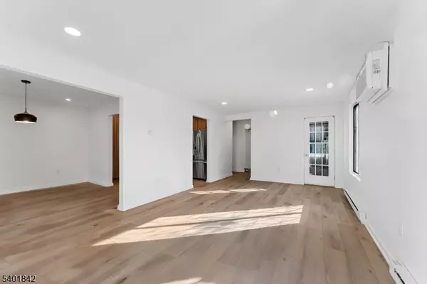 Hillsborough Twp., NJ 08844,73Q Farm Rd #Q