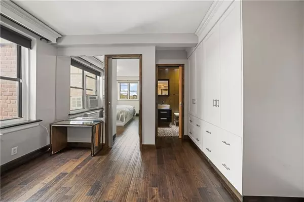 Brooklyn, NY 11210,2607 Avenue O #6C