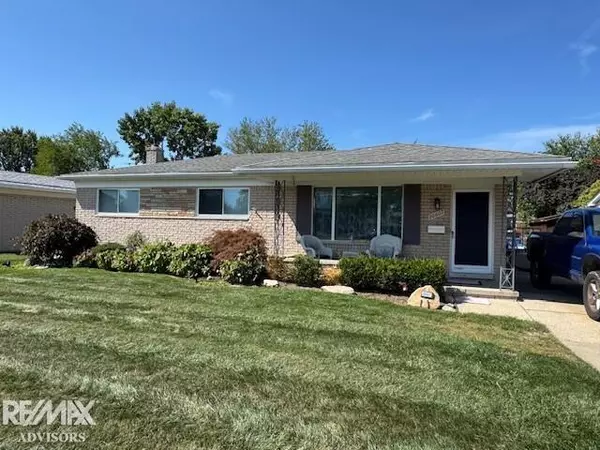 30607 Glenwood CIR, Warren, MI 48088