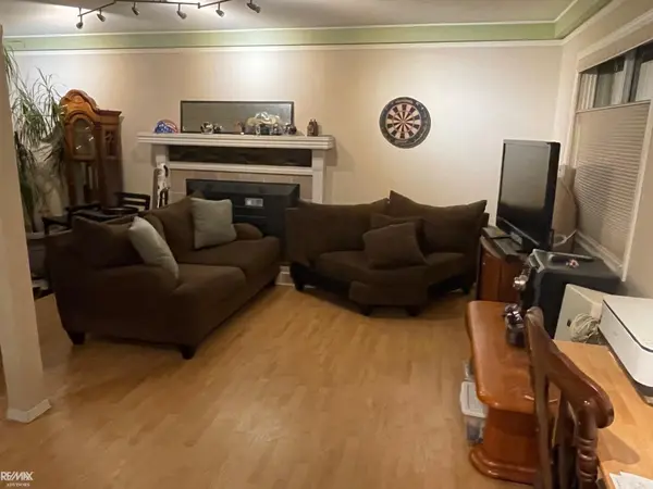 Warren, MI 48088,30607 Glenwood CIR