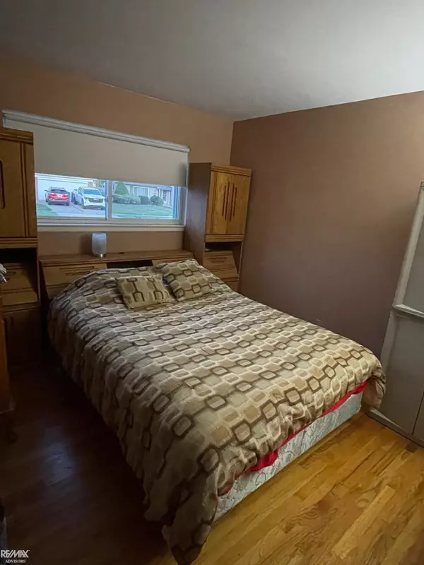 Warren, MI 48088,30607 Glenwood CIR