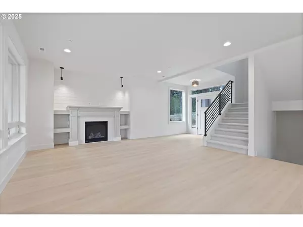 Clackamas, OR 97015,14994 SE Andre WAY