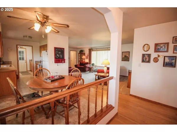 Hillsboro, OR 97123,32910 SW BRIDGES RD