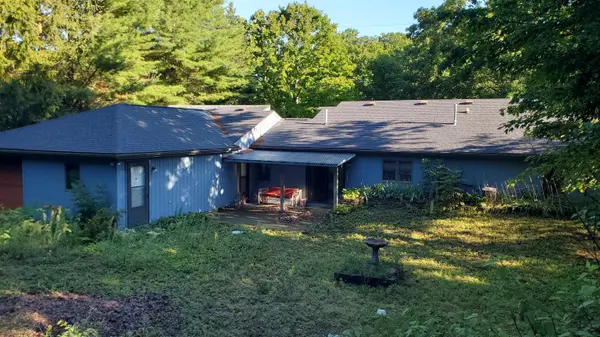 Traverse City, MI 49684,5347 Barney RD