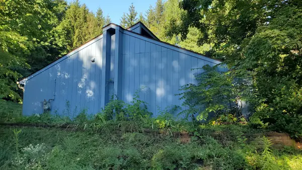 Traverse City, MI 49684,5347 Barney RD