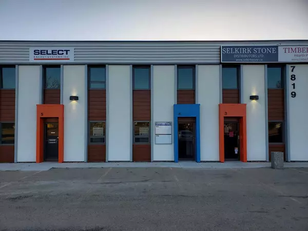 Red Deer, AB T4P 1M8,7819 50 AVE #4