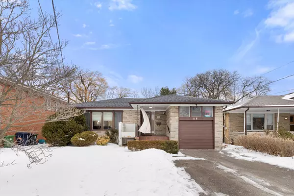 118 Palm DR,  Toronto C06,  ON M3H 2C4