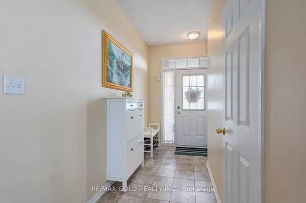 Oshawa, ON L1K 0L1,1070 Glenbourne DR #18