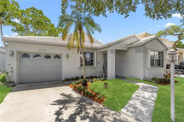 Plantation, FL 33324,9424 NW 8 CR